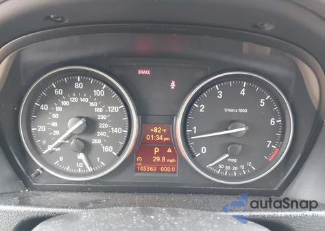 2015 BMW X1 Sdrive28I z USA, uszkodzony, nr VIN WBAVM1C59FV316044